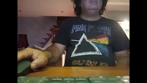 alejito16 online show from October 6, 2025, 1:14 am