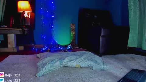 Snapshot of alejo_323__ chatting on March 4, 2025, 4:17 am alejo_323__ online show from March 4, 2025, 4:17 am