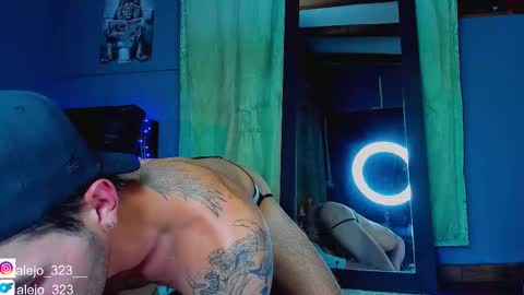 Snapshot of alejo_323__ chatting on September 27, 2025, 1:54 am alejo_323__ online show from September 27, 2025, 1:54 am
