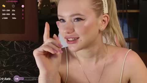 Lexi online show from February 26, 2025, 7:20 am