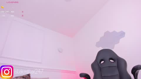 Snapshot of aleksandra_miller chatting on January 6, 2025, 3:40 pm Aleksandra online show from January 6, 2025, 3:40 pm