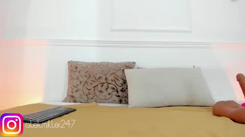 Snapshot of aleksandra_miller chatting on March 8, 2025, 3:35 pm Aleksandra online show from March 8, 2025, 3:35 pm