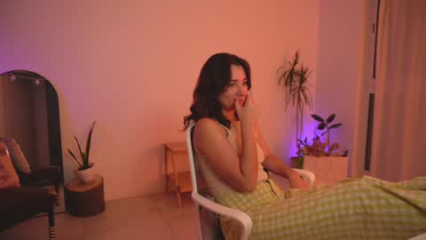 Snapshot of alemaniababe chatting on February 7, 2025, 11:45 pm Ale online show from February 7, 2025, 11:45 pm