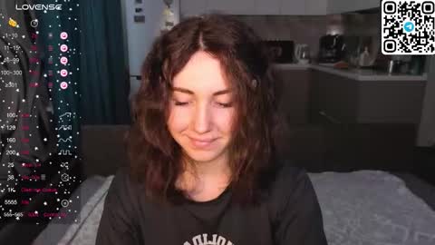 Alenkaaa online show from December 15, 2025, 9:02 am