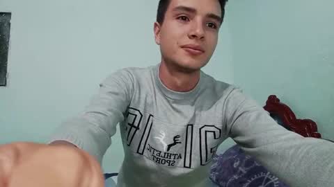 Snapshot of aleo_011 chatting on December 25, 2024, 1:53 am Alejandro online show from December 25, 2024, 1:53 am