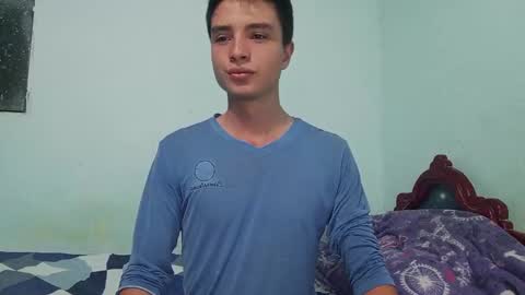 Snapshot of aleo_011 chatting on January 3, 2025, 2:10 am Alejandro online show from January 3, 2025, 2:10 am