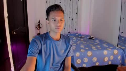 Snapshot of alessandro_wizard chatting on February 12, 2025, 12:37 am Alessandro online show from February 12, 2025, 12:37 am