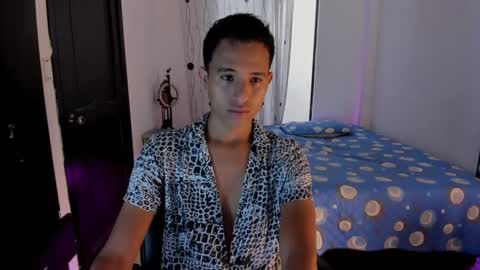 Snapshot of alessandro_wizard chatting on March 1, 2025, 3:49 pm Alessandro online show from March 1, 2025, 3:49 pm