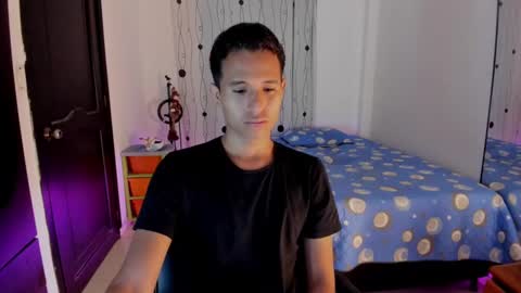 Snapshot of alessandro_wizard chatting on March 9, 2025, 11:56 pm Alessandro online show from March 9, 2025, 11:56 pm