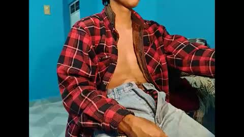 Snapshot of alessandrodmv chatting on October 3, 2025, 6:54 am alessandrodmv online show from October 3, 2025, 6:54 am