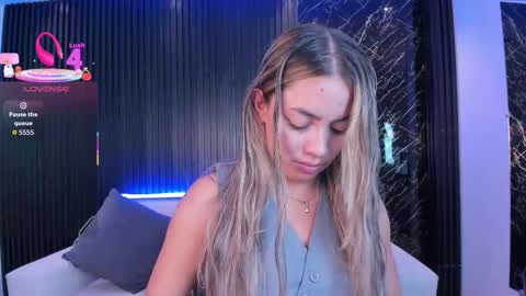 Snapshot of alessia_taylorr chatting on September 11, 2025, 12:05 pm Alessia Everyday From 0530 to 1430 Col Time online show from September 11, 2025, 12:05 pm
