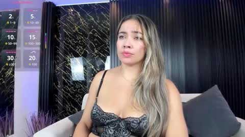 Snapshot of alessia_taylorr chatting on November 5, 2025, 11:32 am Alessia Everyday From 0530 to 1430 Col Time online show from November 5, 2025, 11:32 am