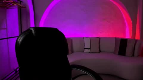 Alessia  online show from October 10, 2025, 6:51 pm