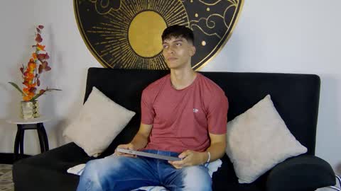 Snapshot of alessiovitale chatting on November 15, 2025, 1:07 pm Alessio online show from November 15, 2025, 1:07 pm