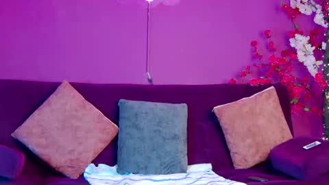 Snapshot of alessiovitale chatting on November 27, 2025, 12:18 pm Alessio online show from November 27, 2025, 12:18 pm