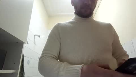 alex572241 online show from December 4, 2025, 11:02 pm