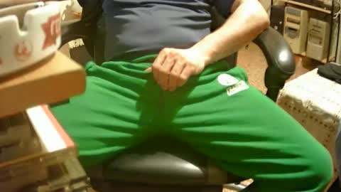 alex81pv1981 online show from March 6, 2025, 6:59 pm