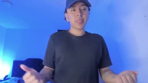 Snapshot of alex__montesco chatting on December 16, 2025, 12:15 am Alex online show from December 16, 2025, 12:15 am