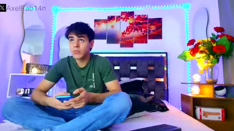 Snapshot of alex_and_fabian chatting on January 26, 2025, 6:27 pm sneider online show from January 26, 2025, 6:27 pm