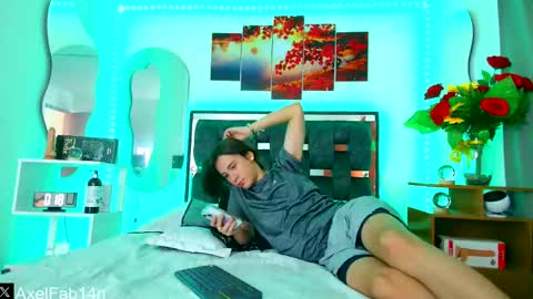 Snapshot of alex_and_fabian chatting on January 29, 2025, 6:50 pm sneider online show from January 29, 2025, 6:50 pm