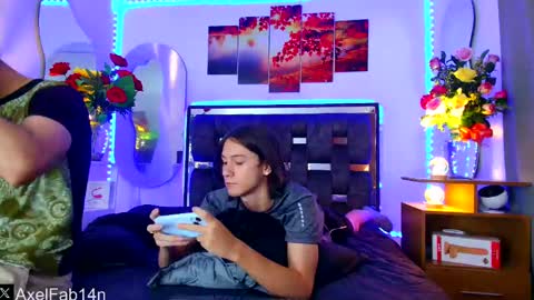 Snapshot of alex_and_fabian chatting on February 17, 2025, 6:37 pm sneider online show from February 17, 2025, 6:37 pm