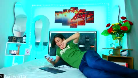 Snapshot of alex_and_fabian chatting on February 23, 2025, 7:07 pm sneider online show from February 23, 2025, 7:07 pm