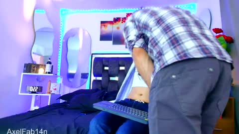 Snapshot of alex_and_fabian chatting on March 1, 2025, 6:54 pm sneider online show from March 1, 2025, 6:54 pm