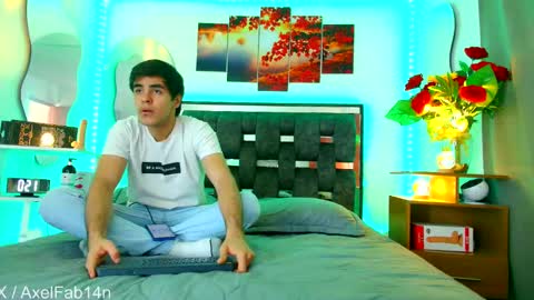 Snapshot of alex_and_fabian chatting on March 8, 2025, 6:37 pm sneider online show from March 8, 2025, 6:37 pm