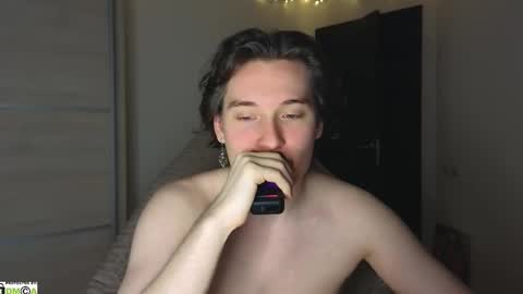 FAVORITE online show from September 16, 2025, 9:10 am