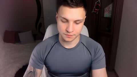 alex_milson online show from December 28, 2024, 9:30 pm