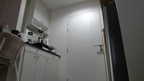 Nicha online show from October 28, 2025, 2:59 am