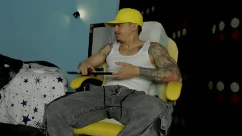 alex_sthorm online show from September 28, 2025, 5:24 am