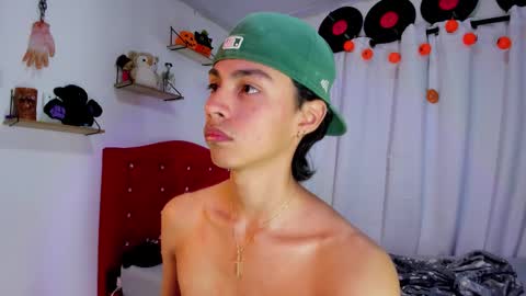 Alex online show from October 24, 2025, 2:13 pm