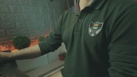 Alex online show from October 8, 2025, 5:27 am