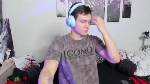 Snapshot of alex_wandhot chatting on February 5, 2025, 11:23 am Alex WandHot online show from February 5, 2025, 11:23 am