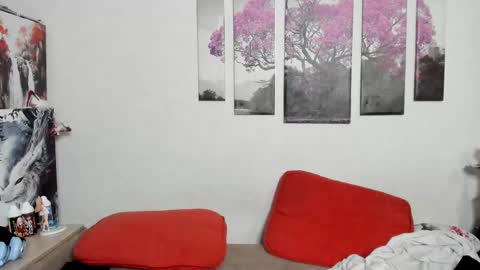 Snapshot of alex_wandhot chatting on February 24, 2025, 12:26 pm Alex WandHot online show from February 24, 2025, 12:26 pm