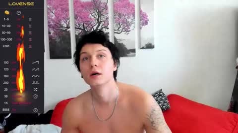 Snapshot of alex_wandhot chatting on November 18, 2025, 6:07 am Alex WandHot online show from November 18, 2025, 6:07 am