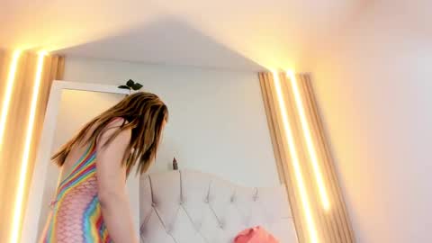 alexa_bravva online show from September 20, 2025, 4:02 am
