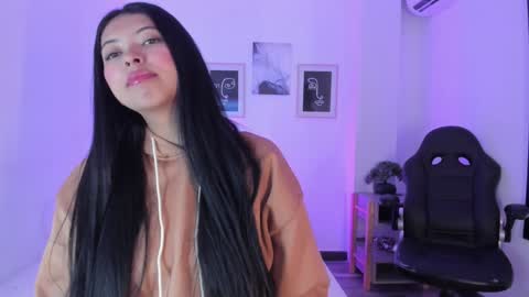 Alexa Millers online show from January 29, 2025, 4:26 am