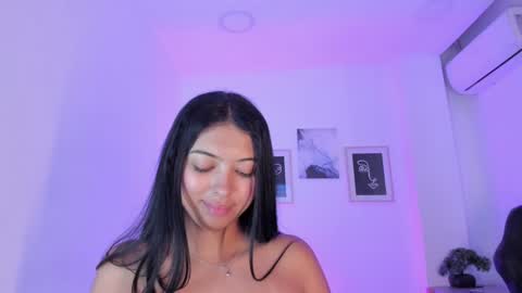 Alexa Millers online show from January 29, 2025, 10:37 am