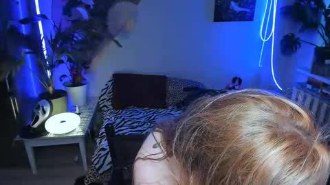 Snapshot of alexa_pirs chatting on November 24, 2025, 12:38 pm alexa_pirs online show from November 24, 2025, 12:38 pm