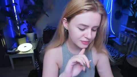 Snapshot of alexa_pirs chatting on December 1, 2025, 12:32 pm alexa_pirs online show from December 1, 2025, 12:32 pm