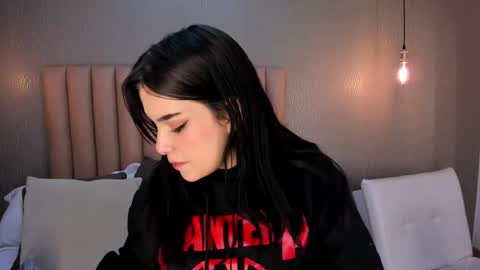 Alexa Thaylor online show from January 16, 2025, 2:41 pm