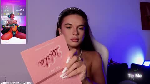 Snapshot of alexaaimee chatting on September 30, 2025, 7:41 pm Alexa online show from September 30, 2025, 7:41 pm