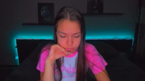 angel online show from November 5, 2025, 12:21 am