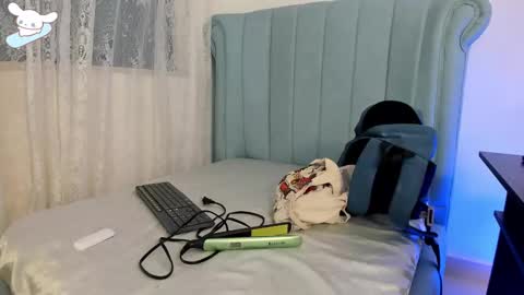 Snapshot of alexafoxy18 chatting on November 6, 2025, 7:42 am ALEXA online show from November 6, 2025, 7:42 am