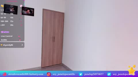 Snapshot of alexalovecastle1 chatting on December 25, 2024, 1:10 am Alexandra Castillo online show from December 25, 2024, 1:10 am