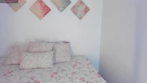 Snapshot of alexalovecastle1 chatting on December 5, 2025, 6:00 am Alexandra Castillo online show from December 5, 2025, 6:00 am