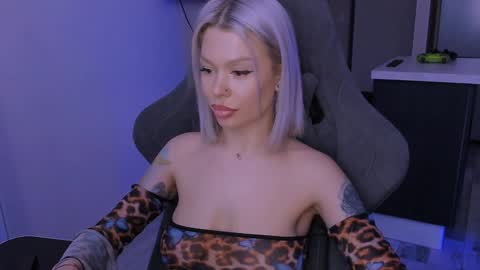 Alexa Mason online show from February 1, 2025, 6:10 am