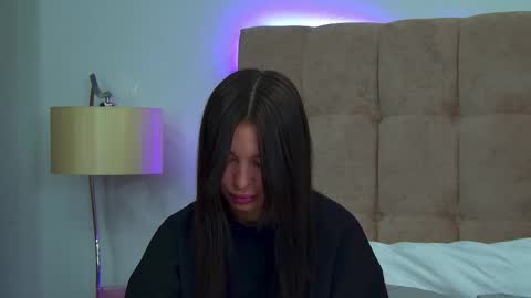 AlexandraBloom online show from November 8, 2025, 6:24 am